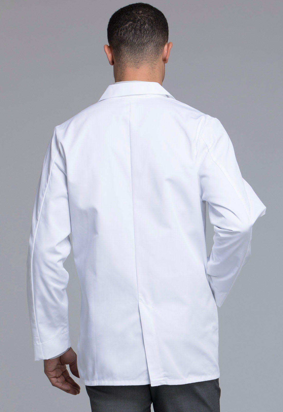 Cherokee 1389 31″ Men’s Consultation Lab Coat in White. LARGE *CLEARANCE*